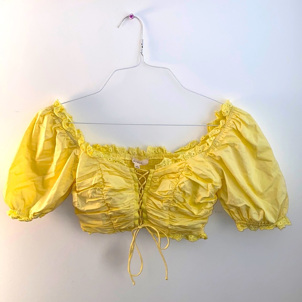 Mable Yellow Lace up Crop Top short sleeve